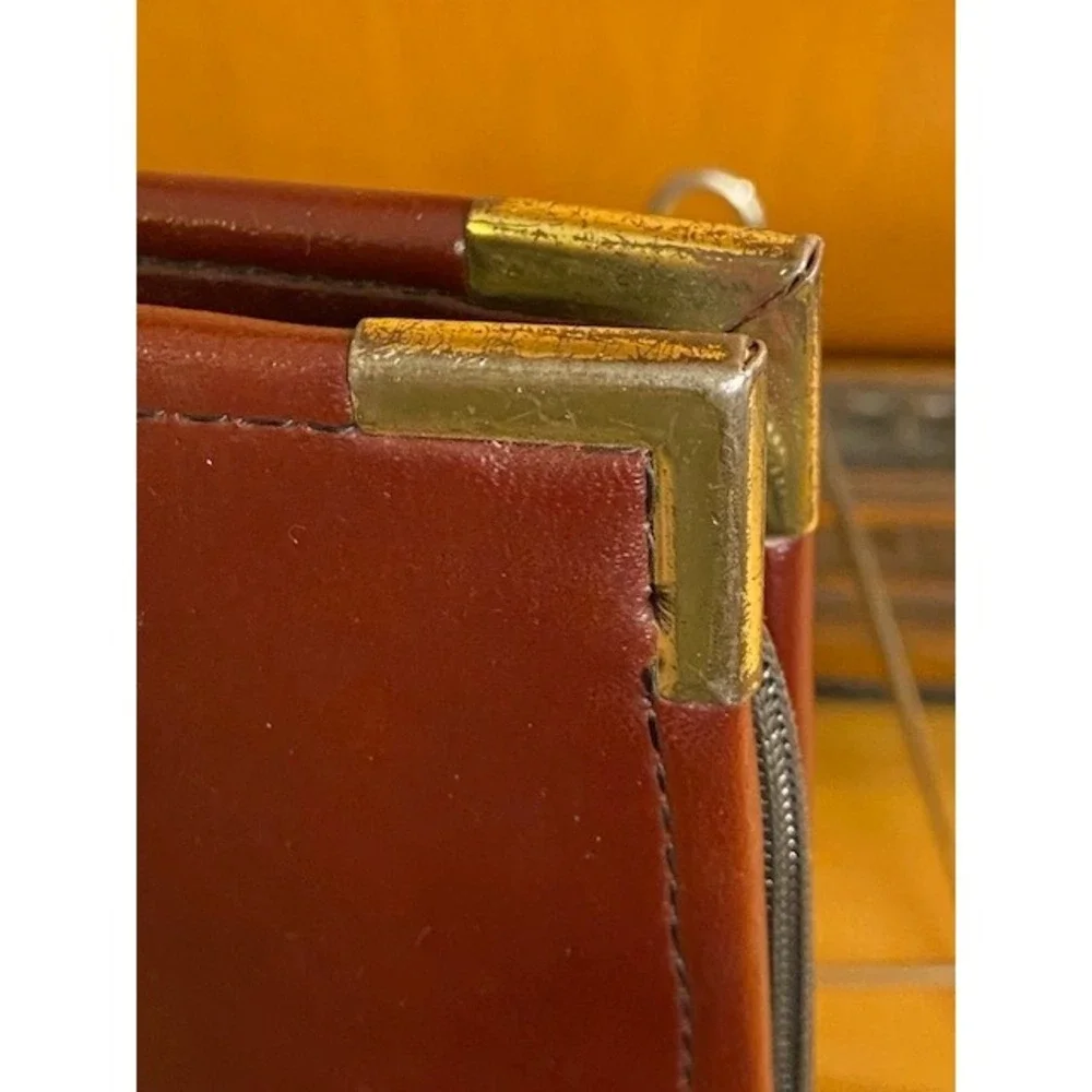 Vintage Hazel Burgundy Leather Zippered 3 Ring Binder Portfolio Brass Corners